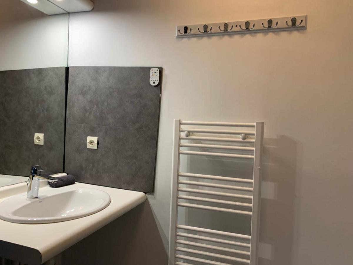 Disney, Very Nice 2 Bedrooms Family Apartment, Wifi, Netflix 8 Pers Chessy  Eksteriør bilde