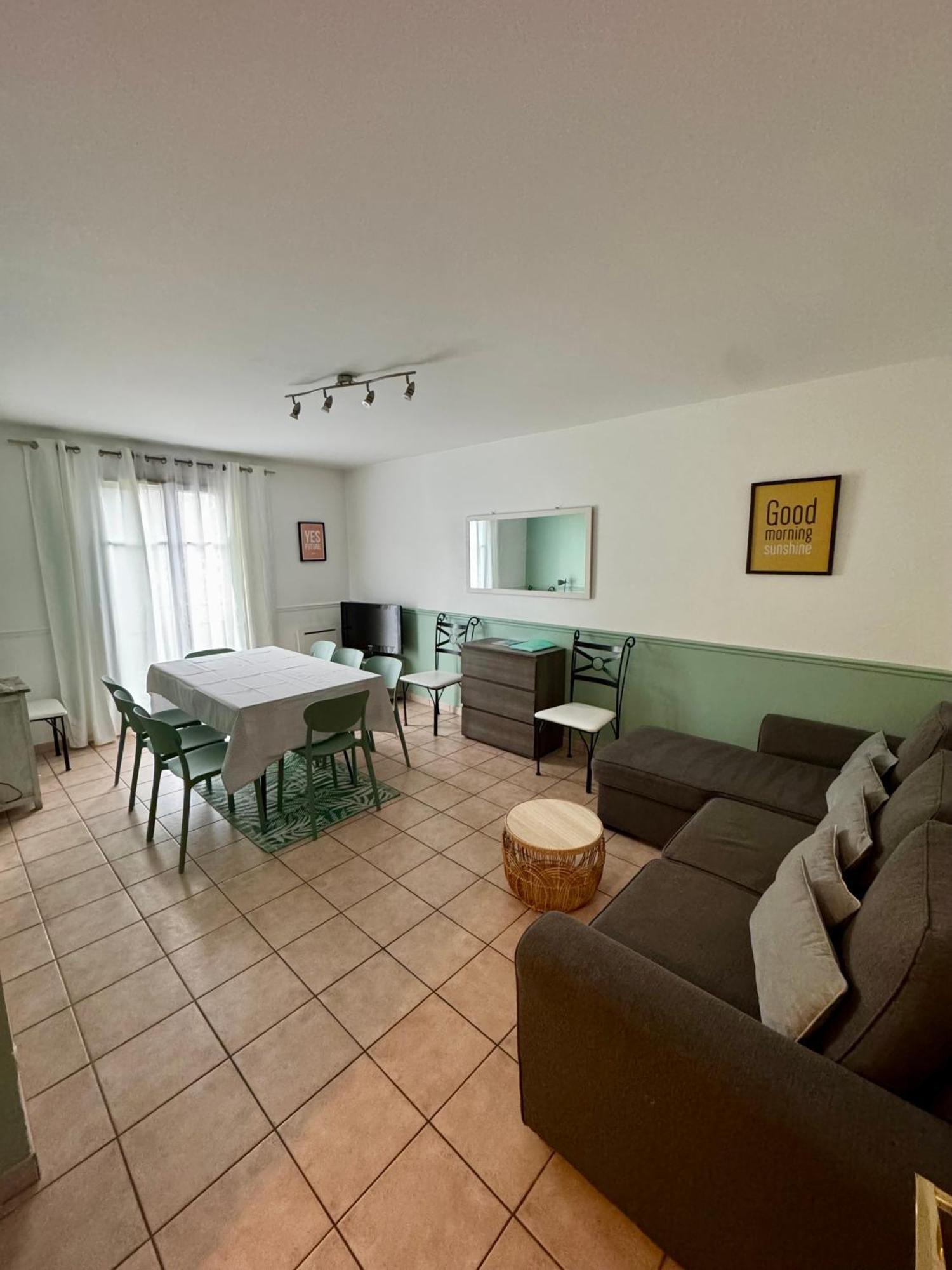 Disney, Very Nice 2 Bedrooms Family Apartment, Wifi, Netflix 8 Pers Chessy  Eksteriør bilde