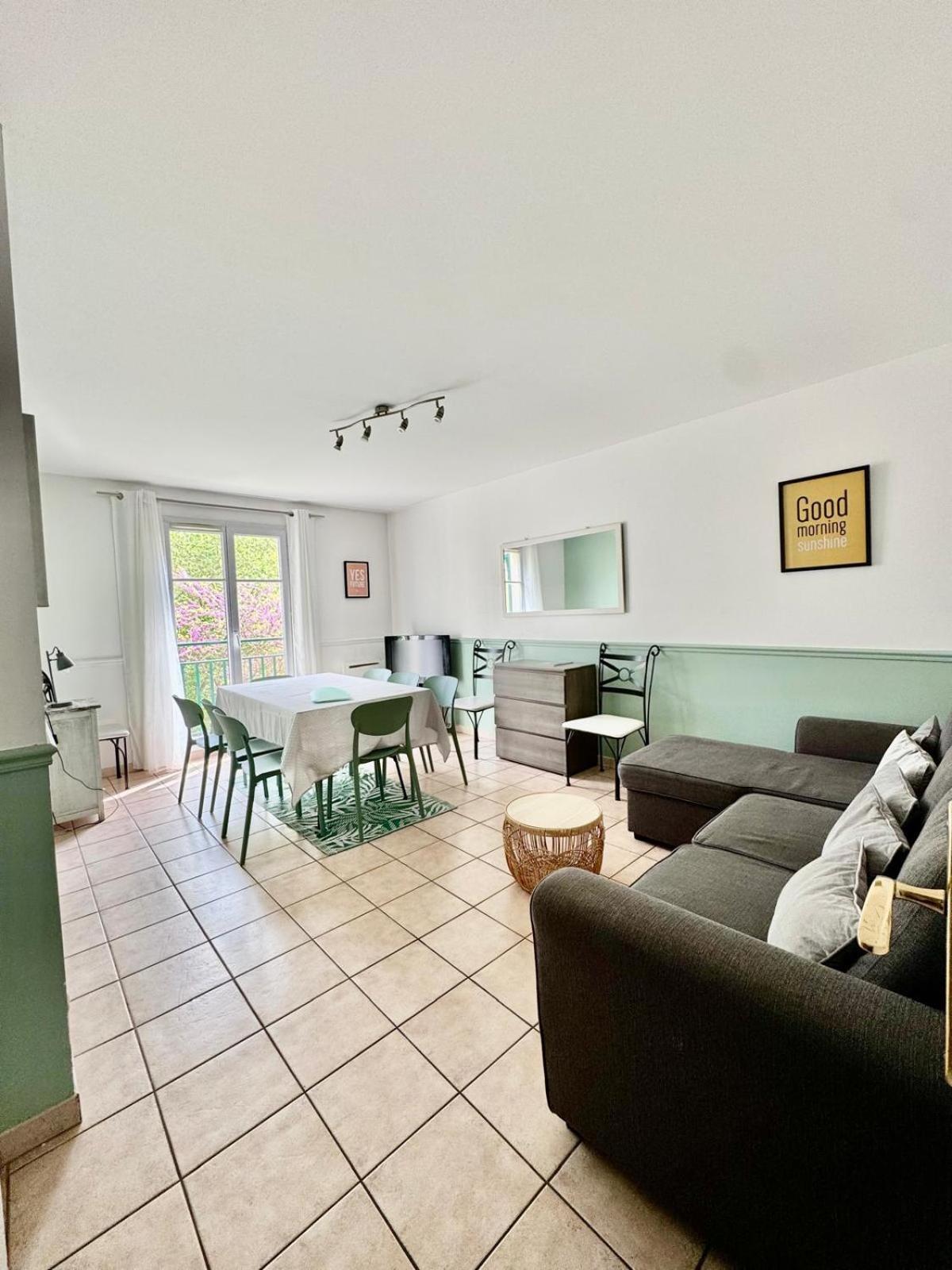 Disney, Very Nice 2 Bedrooms Family Apartment, Wifi, Netflix 8 Pers Chessy  Eksteriør bilde
